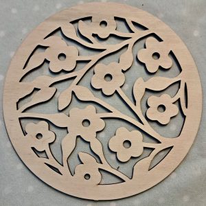 מנדלה עיגול פרחים עץ קוטר 21 ס״מ חיתוך לייזר לצביעה או תלייה על קיר